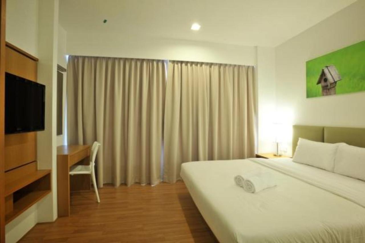 Hotel Primera Suite Сайберджая Экстерьер фото